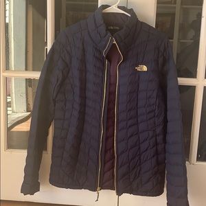 North face puffer jacket